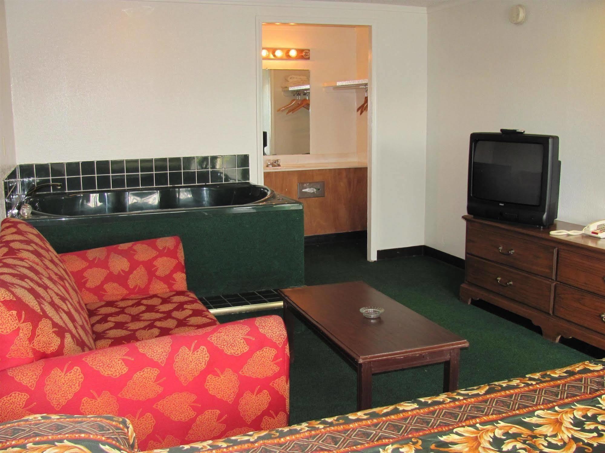 M Star Columbus North Motel Dış mekan fotoğraf